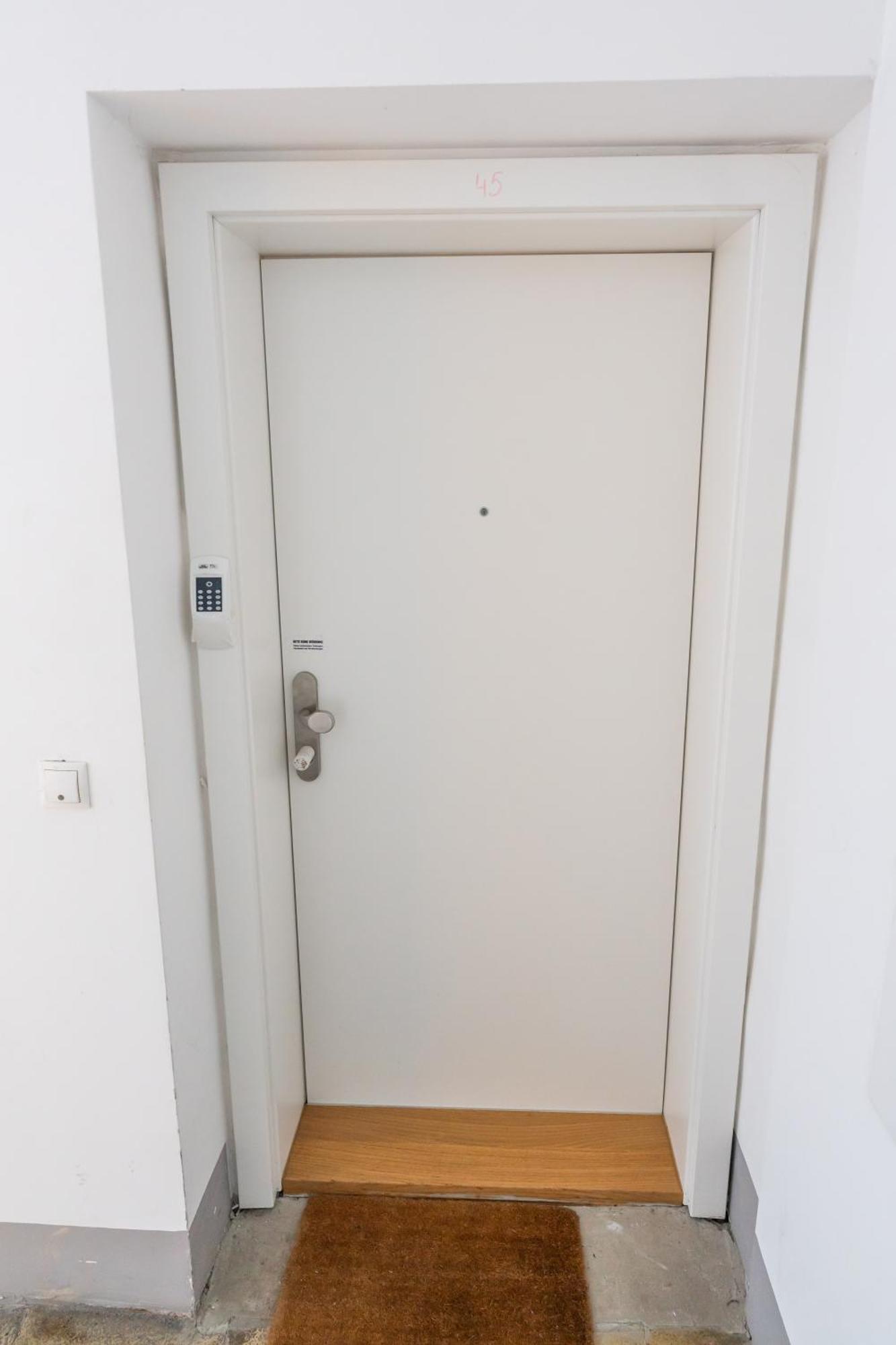 Vienna City Apartments - Metro 1160 비엔나 외부 사진