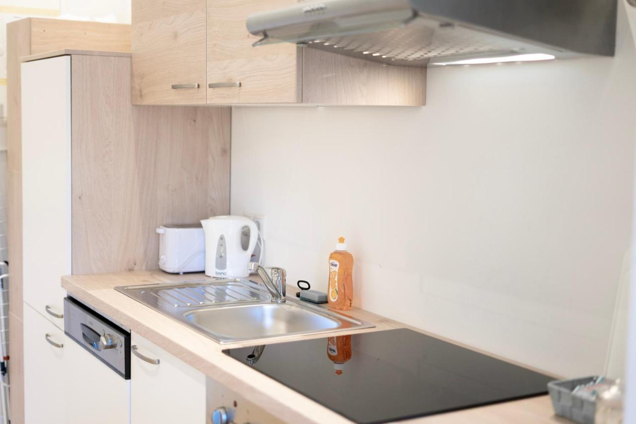 Vienna City Apartments - Metro 1160 비엔나 외부 사진